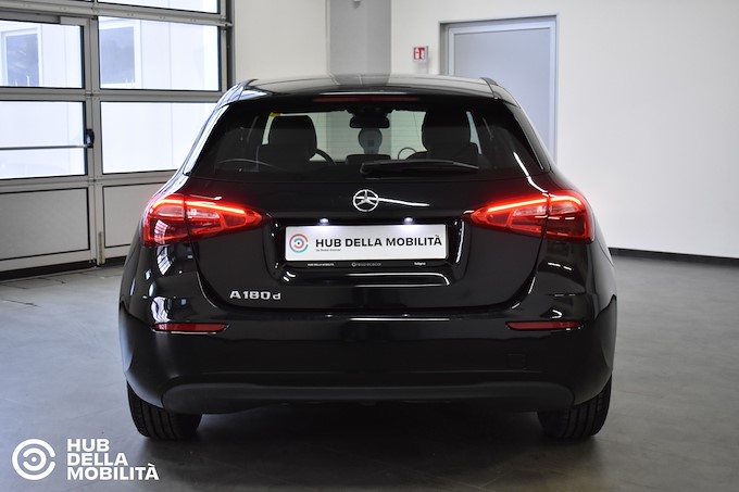 MERCEDES-BENZ A 180 d Executive